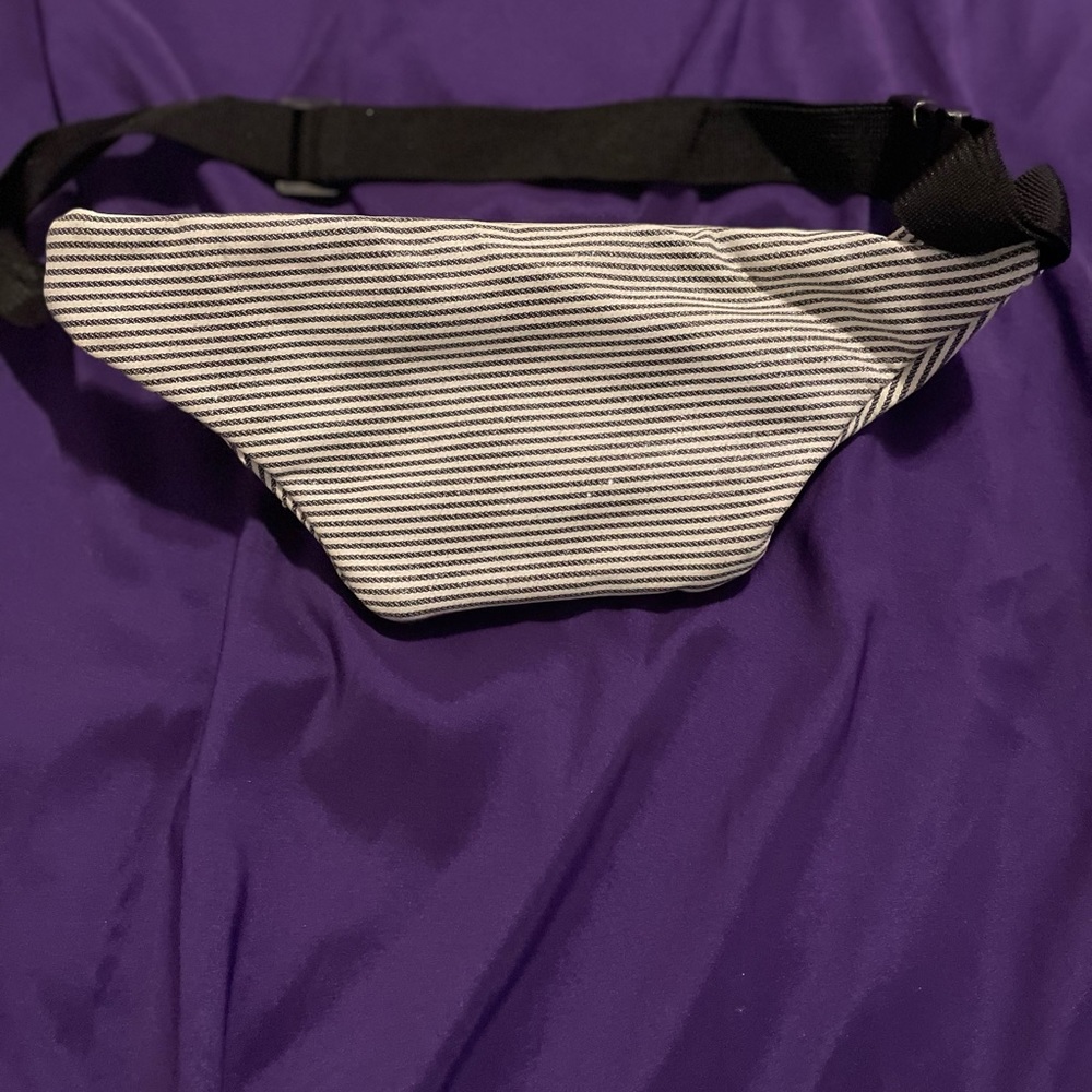 Cute Fanny pack to enhance your wardrobe